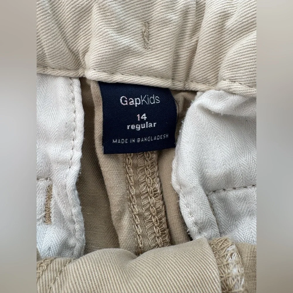 GAP Kids Tan khaki Shorts size 14